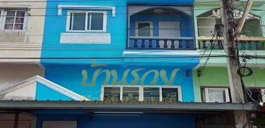 ทาวน์โฮม 3 ชั้นครึ่ง ซ.บุญศิริ 6/7 ถนนสุขุมวิท 27