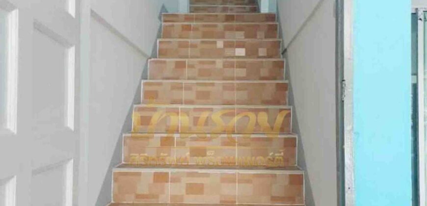 ทาวน์โฮม 3 ชั้นครึ่ง ซ.บุญศิริ 6/7 ถนนสุขุมวิท 27