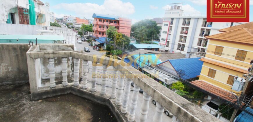 อาคารพาณิชย์ 2 ชั้นครึ่ง ซ.บางปลา12 ใกล้โรงเรียนสาธิตบางนา