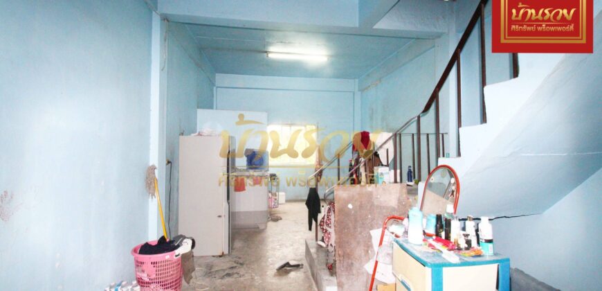 อาคารพาณิชย์ 2 ชั้นครึ่ง ซ.บางปลา12 ใกล้โรงเรียนสาธิตบางนา