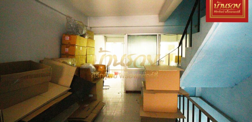 อาคารพาณิชย์ 2 ชั้นครึ่ง ซ.บางปลา12 ใกล้โรงเรียนสาธิตบางนา