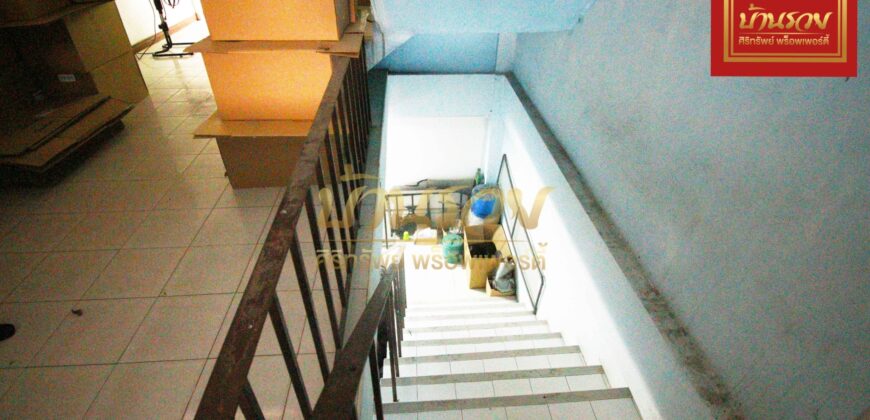 อาคารพาณิชย์ 2 ชั้นครึ่ง ซ.บางปลา12 ใกล้โรงเรียนสาธิตบางนา