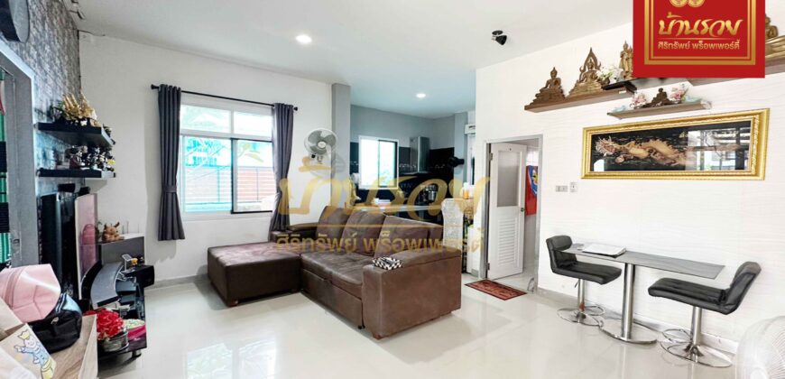 บ้านแฝด 1 ชั้น หมู่บ้าน กิตตินครการ์เด้นท์วิลล์ ซ.บางปลา 2 ใกล้วัดหลวงพ่อโตบางพลี พร้อมเข้าอยู่