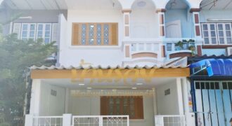 ทาวน์เฮ้าส์ 2 ชั้น หมู่บ้านกล่อมพิรุณ แพรกษา ซอยมังกร-ขจรวิทย์ บ้านรีโนเวทใหม่