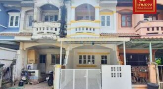 ทาวน์เฮ้าส์ 2 ชั้น หมู่บ้านนันทนา การ์เด้นท์ ซอยบางปลา 22 ใกล้ถนนเทพารักษ์ รีโนเวทใหม่