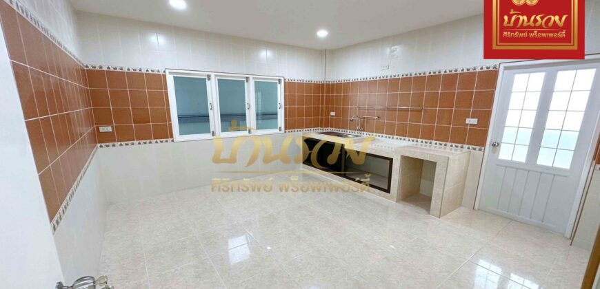 บ้านเดี่ยว 2 ชั้น #หลังมุม หมู่บ้าน เฟื่องฟ้า 9 เฟส 4 ซอยมังกร ใกล้จุดขึ้น – ลงทางด่วนกาญจนาภิเษก บ้านรีโนเวทใหม่ทั้งหลัง