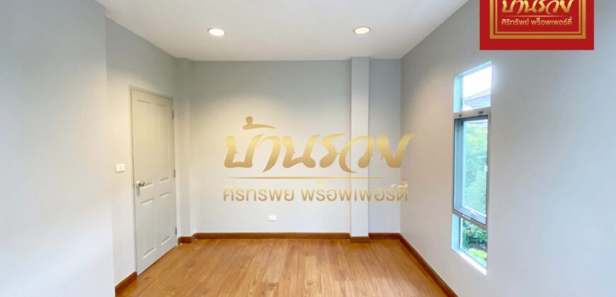 บ้านเดี่ยว 2 ชั้น หมู่บ้านเดอะซิตี้ ติดถนนรัตนาธิเบศร์ ใกล้รถไฟฟ้าสายสีม่วงสถานีพระนั่งเกล้า