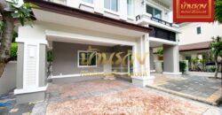 บ้านเดี่ยว 2 ชั้น หมู่บ้านเดอะซิตี้ ติดถนนรัตนาธิเบศร์ ใกล้รถไฟฟ้าสายสีม่วงสถานีพระนั่งเกล้า