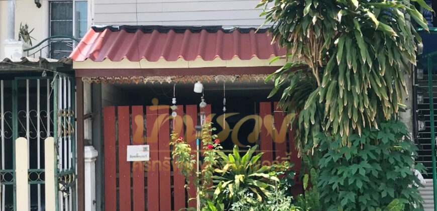 ทาวน์เฮ้าส์ 2 ชั้น หมู่บ้านพุฒสีวิลล่า 5 ถนนแพรกษา ใกล้ตลาดแพรกษา และโรบินสันสมุทรปราการ