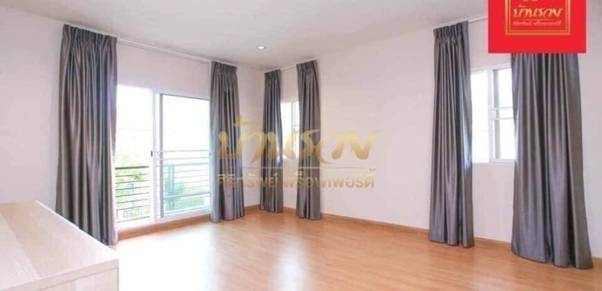 บ้านเดี่ยว 2 ชั้น หมู่บ้านเดอะแพลนท์ ศรีนครินทร์-หนามแดง ใกล้สี่แยกเทพารักษ์ และแหล่งอำนวยความสะดวก