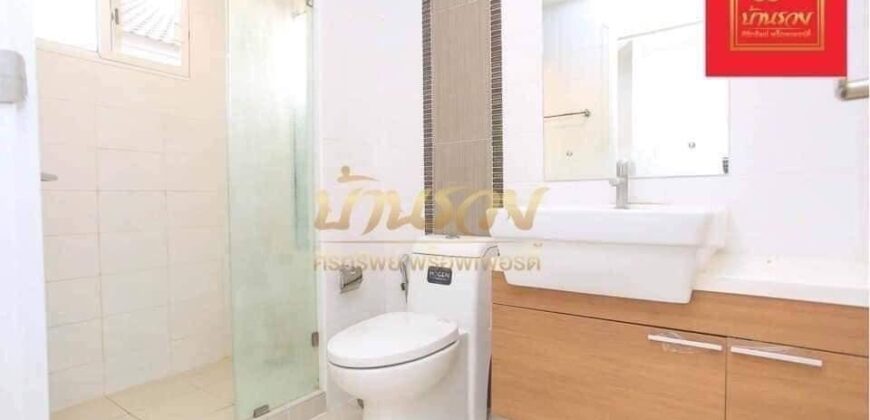 บ้านเดี่ยว 2 ชั้น หมู่บ้านเดอะแพลนท์ ศรีนครินทร์-หนามแดง ใกล้สี่แยกเทพารักษ์ และแหล่งอำนวยความสะดวก