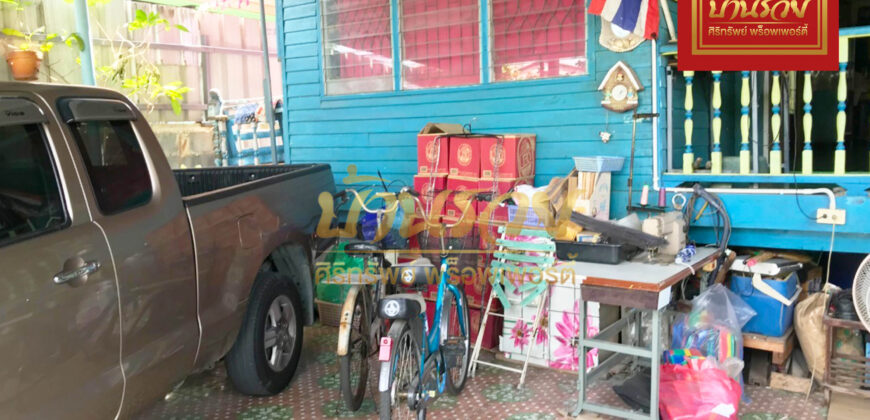 บ้านเดี่ยว 1 ชั้น ปลูกสร้างเอง ซอยยัวซ่า ทำเลดีใกล้รถไฟฟ้าสถานีเคหะและโรบินสันสมุทรปราการ