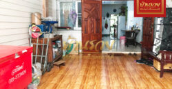 ทาวน์เฮ้าส์ 2 ชั้น หมู่บ้านพุฒสีวิลล่า 5 ถนนแพรกษา ใกล้ตลาดแพรกษา และโรบินสันสมุทรปราการ