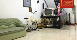 ทาวน์เฮ้าส์ 2 ชั้น หมู่บ้านพุฒสีวิลล่า 5 ถนนแพรกษา ใกล้ตลาดแพรกษา และโรบินสันสมุทรปราการ