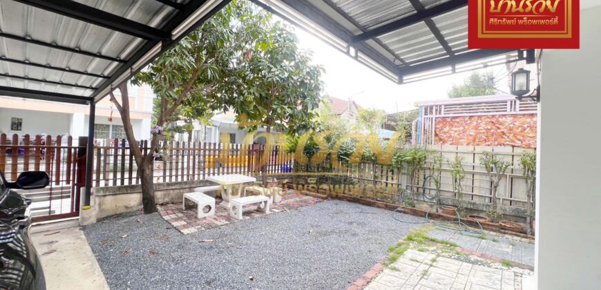 บ้านแฝด 2 ชั้น หมู่บ้านพฤกษา 28/1 แพรกษา ใกล้นิคมอุตสาหกรรมบางปูและตลาดสดนิคมบางปู