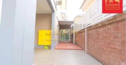 บ้านเดี่ยว 2 ชั้น หมู่บ้านเดอะแพลนท์ ศรีนครินทร์-หนามแดง ใกล้สี่แยกเทพารักษ์ และแหล่งอำนวยความสะดวก