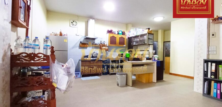 บ้านเดี่ยว 1 ชั้น ปลูกสร้างเอง ซอยเทศบาลบางปู 37 ทำเลดีใกล้รถไฟฟ้าสถานีแพรกษาและโรบินสันสมุทรปราการ