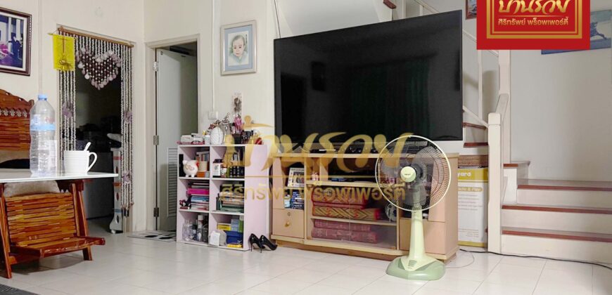 บ้านแฝด 2 ชั้น หมู่บ้านพฤกษา 28/1 แพรกษา ใกล้นิคมอุตสาหกรรมบางปูและตลาดสดนิคมบางปู