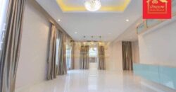 บ้านเดี่ยว 2 ชั้น หมู่บ้านเดอะแพลนท์ ศรีนครินทร์-หนามแดง ใกล้สี่แยกเทพารักษ์ และแหล่งอำนวยความสะดวก