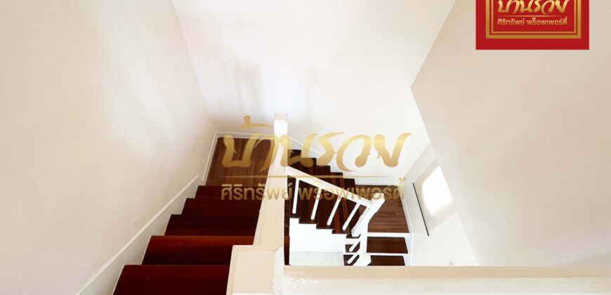 ทาวน์เฮ้าส์ 2 ชั้น หลังมุม หมู่บ้านพุทธชาด เฟส2 ติดหมู่บ้านพฤกษา 34 ถประชาอุทิศ 90 บ้านสวย สภาพดี พร้อมเข้าอยู่