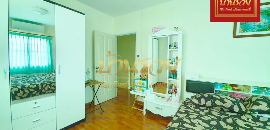 บ้านแฝด 2 ชั้น หมู่บ้านพฤกษา 28/1 แพรกษา ใกล้นิคมอุตสาหกรรมบางปูและตลาดสดนิคมบางปู