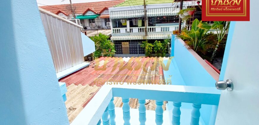 ทาวน์เฮ้าส์ 2 ชั้น หมู่บ้านสุขุมวิทวิลล่า ถนนสายลวด ใกล้รถไฟฟ้าสถานีสายลวด บ้านพร้อมเข้าอยู่