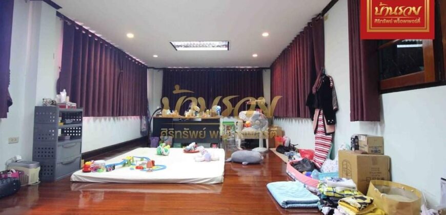 บ้านเดี่ยว 2 ชั้น ปลูกสร้างเอง ซอยแพรกษา 3 ใกล้โรบินสันสมุทรปราการ