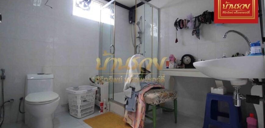 บ้านเดี่ยว 2 ชั้น ปลูกสร้างเอง ซอยแพรกษา 3 ใกล้โรบินสันสมุทรปราการ