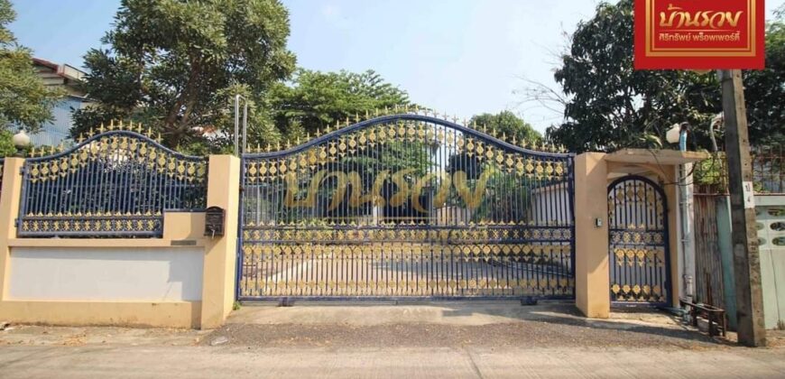 บ้านเดี่ยว 2 ชั้น ปลูกสร้างเอง ซอยแพรกษา 3 ใกล้โรบินสันสมุทรปราการ