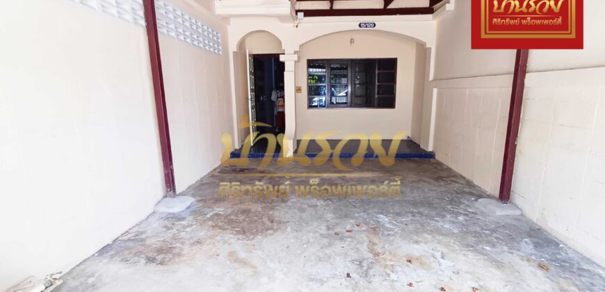 ทาวน์เฮ้าส์ 2 ชั้น หมู่บ้านสุขุมวิทวิลล่า ถนนสายลวด ใกล้รถไฟฟ้าสถานีสายลวด บ้านพร้อมเข้าอยู่