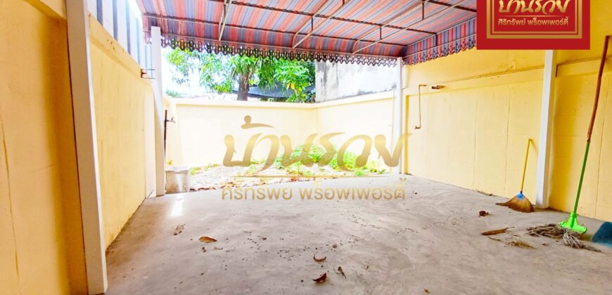 ทาวน์เฮ้าส์ 2 ชั้น หมู่บ้านสุขุมวิทวิลล่า ถนนสายลวด ใกล้รถไฟฟ้าสถานีสายลวด บ้านพร้อมเข้าอยู่