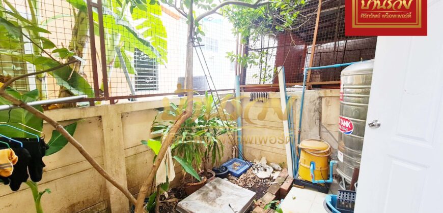 อาคารพาณิชย์ หมู่บ้าน ปัญฐิญา เเพรกษา ทำเลติดถนนเมนหมู่บ้าน ใกล้นิคมอุตสาหกรรมบางปู