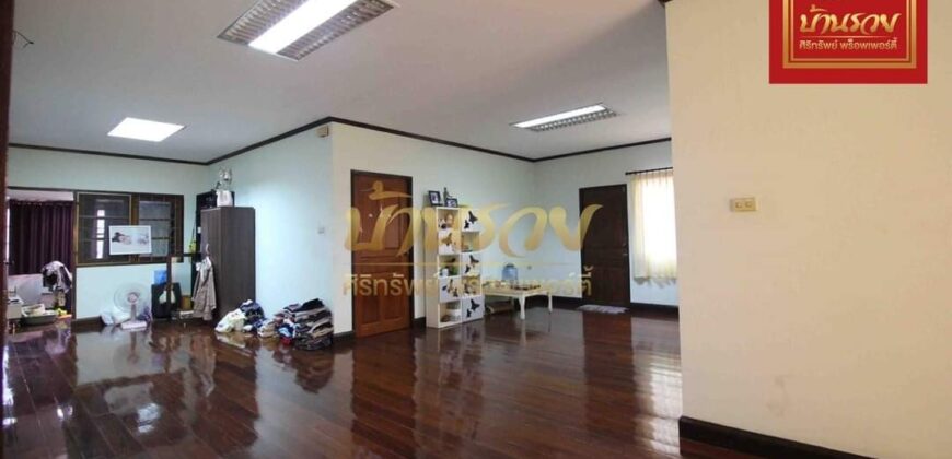 บ้านเดี่ยว 2 ชั้น ปลูกสร้างเอง ซอยแพรกษา 3 ใกล้โรบินสันสมุทรปราการ