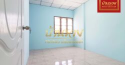 ทาวน์เฮ้าส์ 2 ชั้น หมู่บ้านสุขุมวิทวิลล่า ถนนสายลวด ใกล้รถไฟฟ้าสถานีสายลวด บ้านพร้อมเข้าอยู่