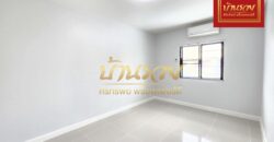 ทาวน์เฮ้าส์ 2 ชั้น *หลังมุม ซอยอยู่คง ถนนแพรกษา 5 ใกล้นิคมอุตสาหกรรมบางปู ทำเลดีเหมาะค้าขาย รีโนเวทใหม่พร้อมเข้าอยู่