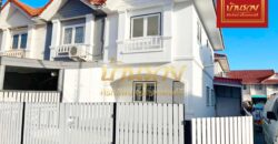 ทาวน์เฮ้าส์ 2 ชั้น *หลังมุม หมู่บ้านพฤกษา 34 (พนาลี) พระสมุทรเจดีย์ บ้านรีโนเวทใหม่ทั้งหลังพร้อมเข้าอยู่