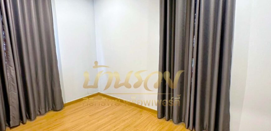 บ้านแฝด 2 ชั้น หมู่บ้านภัสสร ไพรด์ ศรีนครินทร์-เทพารักษ์ ซอย ทรัพย์บุญชัย ใกล้ทางด่วนวงแหวนกาญจนาภิเษก พร้อมเข้าอยู่