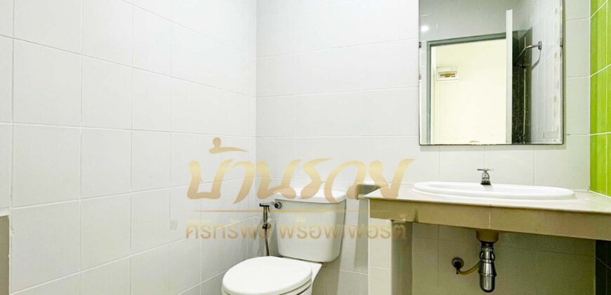 ทาวน์เฮ้าส์ 2 ชั้น หมู่บ้านภูมิใจนิเวศน์ 3 โครงการ 5 พระสมุทรเจดีย์ บ้านรีโนเวทใหม่ทั้งหลัง พร้อมเข้าอยู่