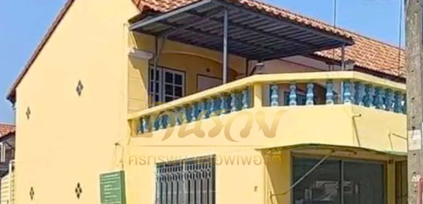 ทาวน์เฮ้าส์ 2 ชั้น *หลังมุม หมู่บ้านภูมิใจนิเวศน์ 2 พระสมุทรเจดีย์ พร้อมเข้าอยู่