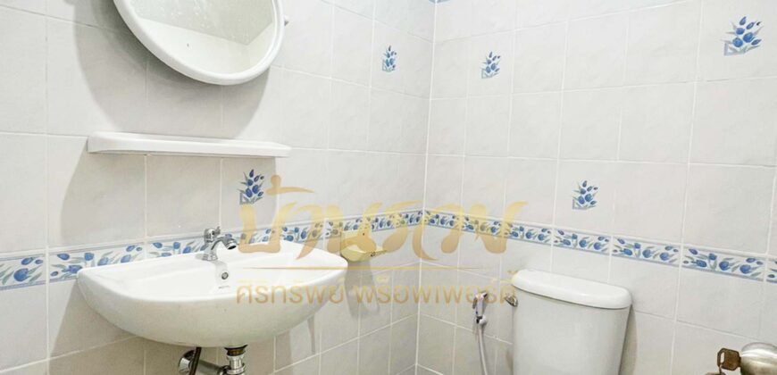 ทาวน์เฮ้าส์ 2 ชั้น *หลังมุม หมู่บ้านภูมิใจนิเวศน์ 3 โครงการ 2 บ้านรีโนเวทใหม่มีเนื้อที่ พร้อมเข้าอยู่