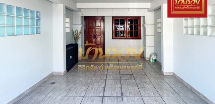 ทาวน์เฮ้าส์ 2 ชั้น หมู่บ้านภูมิใจนิเวศน์ โครงการ 1 พระสมุทรเจดีย์ พร้อมเข้าอยู่