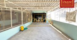 ทาวน์เฮ้าส์ 2 ชั้น *หลังมุม ซอยอยู่คง ถนนแพรกษา 5 ใกล้นิคมอุตสาหกรรมบางปู ทำเลดีเหมาะค้าขาย รีโนเวทใหม่พร้อมเข้าอยู่