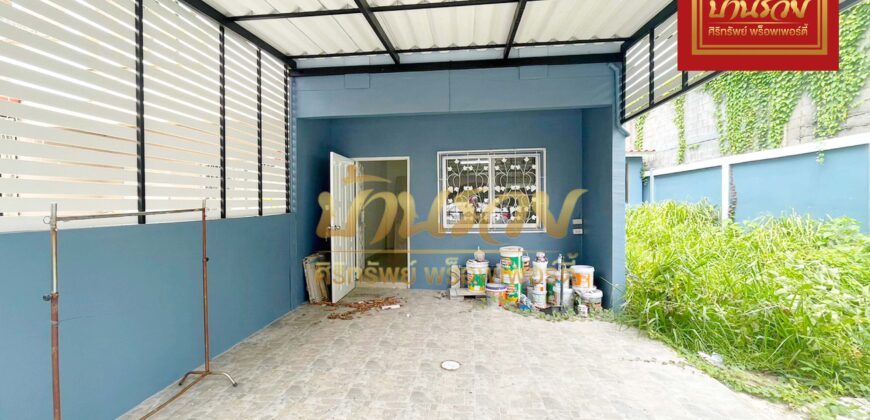 ทาวน์เฮ้าส์ 2 ชั้น *หลังมุม หมู่บ้านภูมิใจนิเวศน์ 3 โครงการ 2 บ้านรีโนเวทใหม่มีเนื้อที่ พร้อมเข้าอยู่