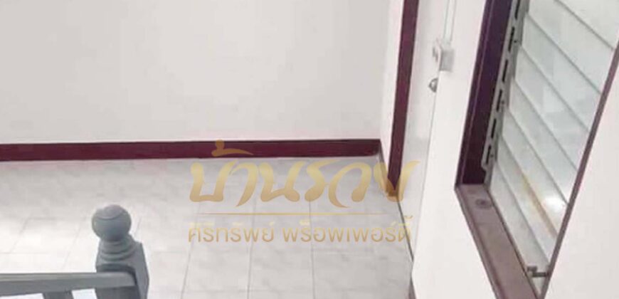 ทาวน์เฮ้าส์ 2 ชั้น *หลังมุม หมู่บ้านภูมิใจนิเวศน์ 2 พระสมุทรเจดีย์ พร้อมเข้าอยู่