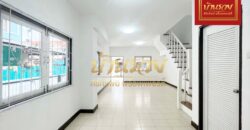 ทาวน์เฮ้าส์ 2 ชั้น *หลังมุม หมู่บ้านพฤกษา 34 (พนาลี) พระสมุทรเจดีย์ บ้านรีโนเวทใหม่ทั้งหลังพร้อมเข้าอยู่