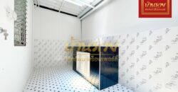 ทาวน์เฮ้าส์ 2 ชั้น *ถนนเมน หมู่บ้านภูมิใจนิเวศน์ 3 โครงการ 1 บ้านรีโนเวทใหม่ ใกล้สนามเด็กเล่น พร้อมเข้าอยู่