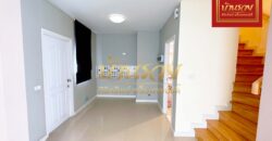 บ้านแฝด 2 ชั้น หมู่บ้านภัสสร ไพรด์ ศรีนครินทร์-เทพารักษ์ ซอย ทรัพย์บุญชัย ใกล้ทางด่วนวงแหวนกาญจนาภิเษก พร้อมเข้าอยู่