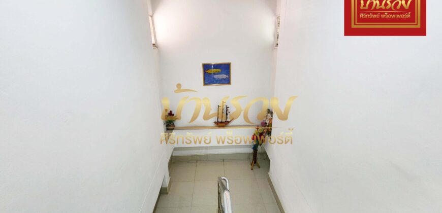 บ้านเดี่ยว 2 ชั้น หมู่บ้านเฟื่องฟ้า 15 ซอยมังกร-เทพารักษ์ ใกล้ทางด่วนกาญจนาฯ พร้อมเข้าอยู่