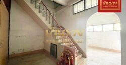 ทาวน์เฮ้าส์ 3 ชั้น ถนนสุขสวัสดิ์ 37 ใกล้สะพานภูมิพล ( วงแหวนอุตสาหกรรม )