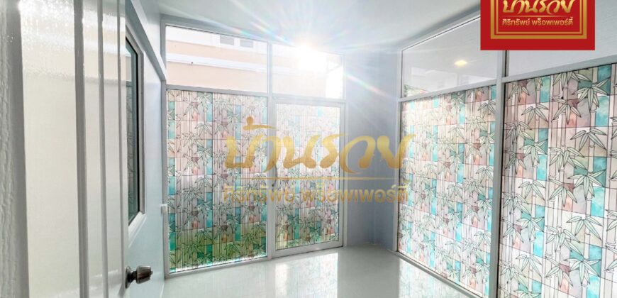 บ้านเดี่ยว 2 ชั้น หมู่บ้าน ลลิล *หลังริม ซอยมังกร บ้านรีโนเวทใหม่ทั้งหลัง ใกล้ทางด่วนกาญจนาฯ พร้อมเข้าอยู่